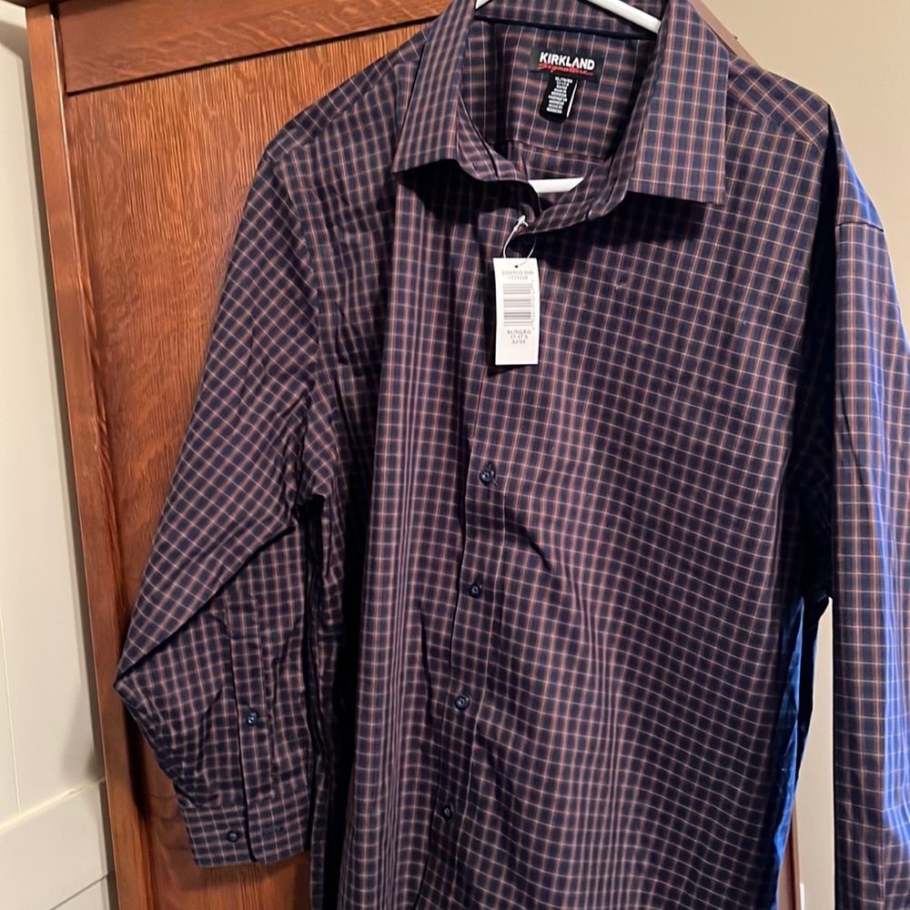 Button Down Dress Shirt. Size XL. Kirkland Brand. Brand New with Tags.